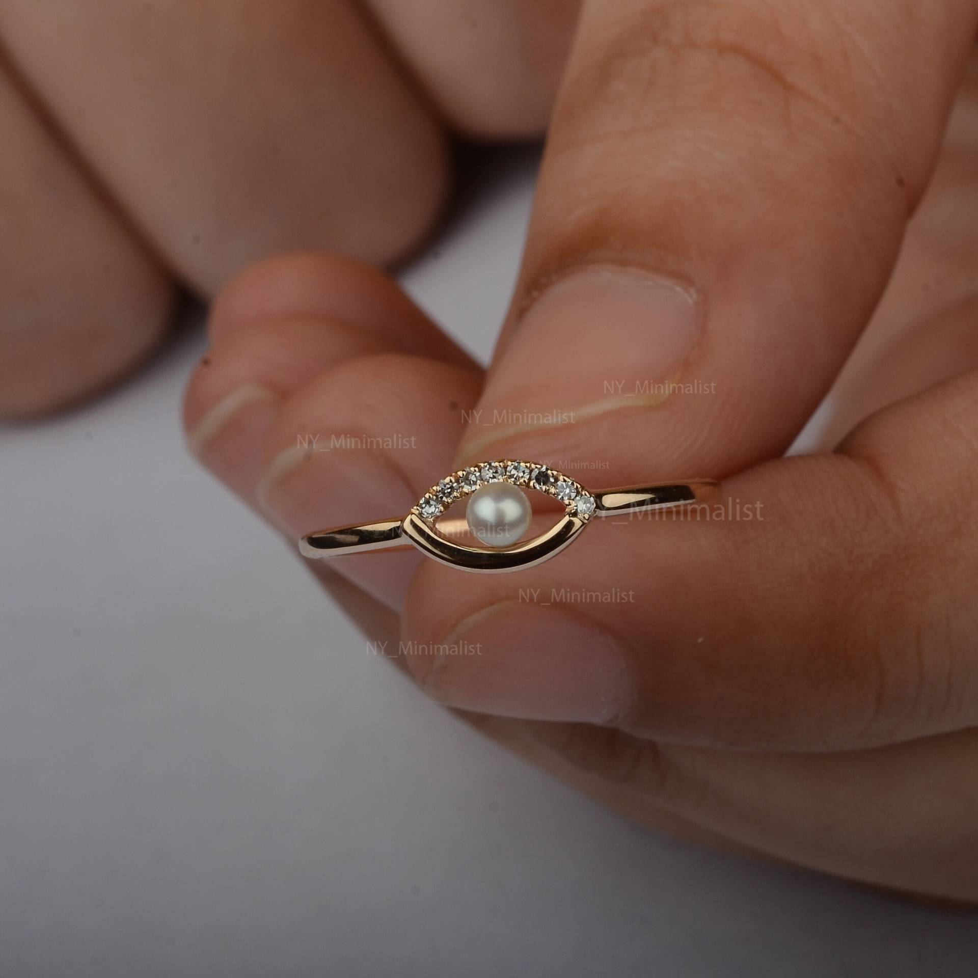 Evil Eye Ring Echte 0.13 Ct. Süßwasserperle Und Pave Diamant 14K Gelbgold Ny Minimalist Good Luck Schmuck Geschenk Für Sie Evil Eye Ring Echte 0.13 Ct. Süßwasserperle Und Pave Diamant 14K Gelbgold Ny Minimalist Good Luck Schmuck Geschenk Für Sie von nyminimalist