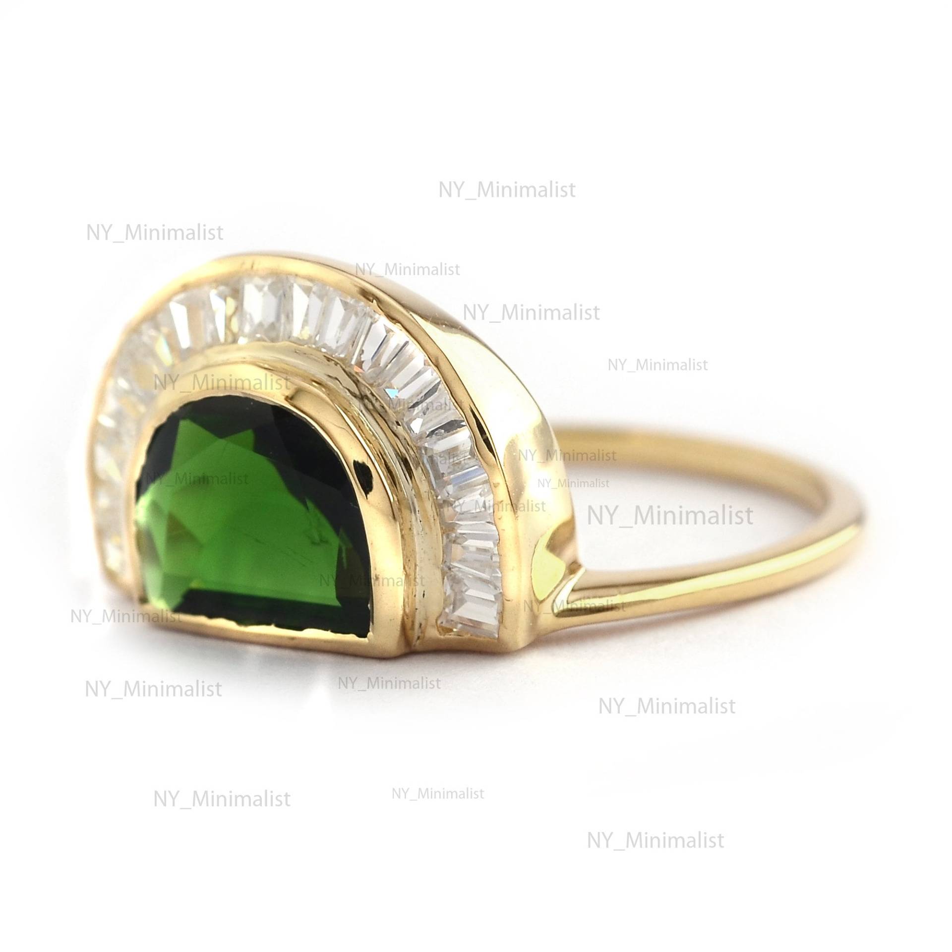 Echter Grüner Turmalin Edelstein Baguette Diamant Verlobungsring Massiv 14K Gelbgold Handgemachter Schmuck Oktober Birthstone Ring von nyminimalist