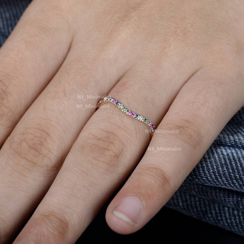 Handgemachte 14K Gelbgold Regenbogen Saphir Wellenring Verlobung Ehering von nyminimalist