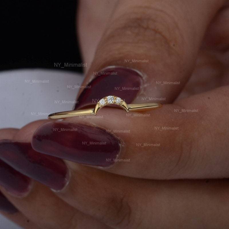 Handgemachter 14K Gold Diamant Sonnen Ring U-Form Stapelring von nyminimalist