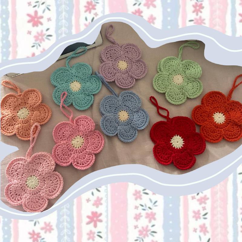 Gehäckelte Mini Blumentaschen - Handgemachte Pouches Für Airpods, Kleingeld, Schlüsselanhänger, Geschenkidee, Taschenaufhänger Bohostil Soft Gehäckelte Mini Blumentaschen - Handgemachte Pouches Für Airpods, Kleingeld, Schlüsselanhänger, Geschenkidee, Taschenaufhänger Bohostil Soft von oAYLAo