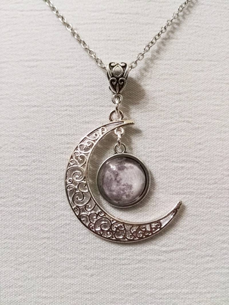 Halskette Mit Silbernem Halbmond Und Kleinem Vollmond Halskette Mit Silbernem Halbmond Und Kleinem Vollmond von oOMySweetNightmareOo