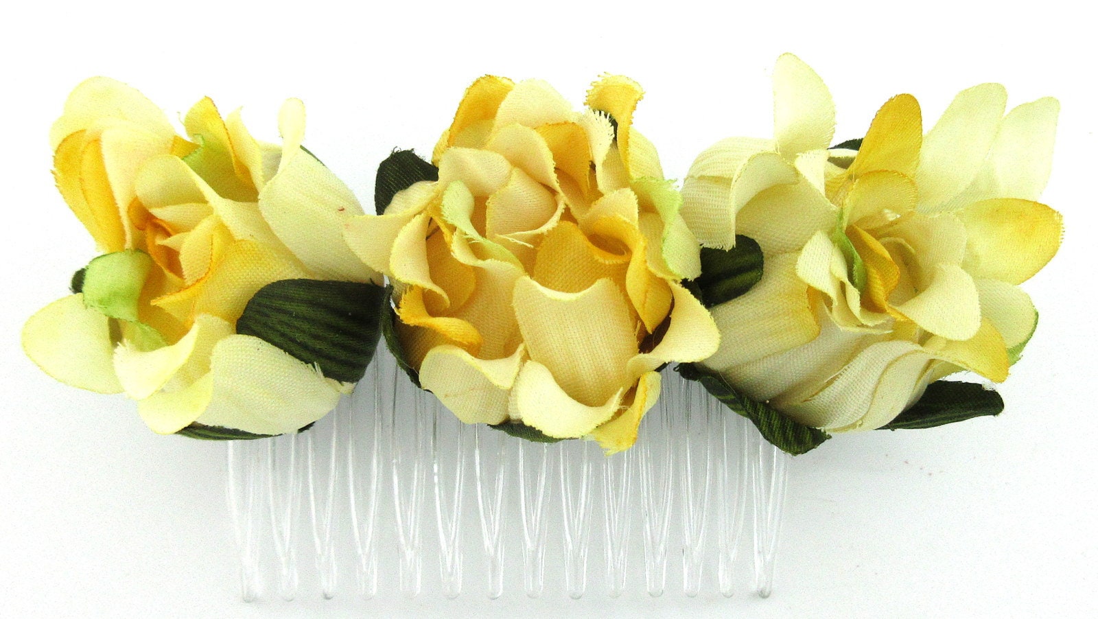 Dreifach Bunter Gelber Dahlie Bud Poly Silk Flower Haarkamm Dreifach Bunter Gelber Dahlie Bud Poly Silk Flower Haarkamm von oceansEdge11