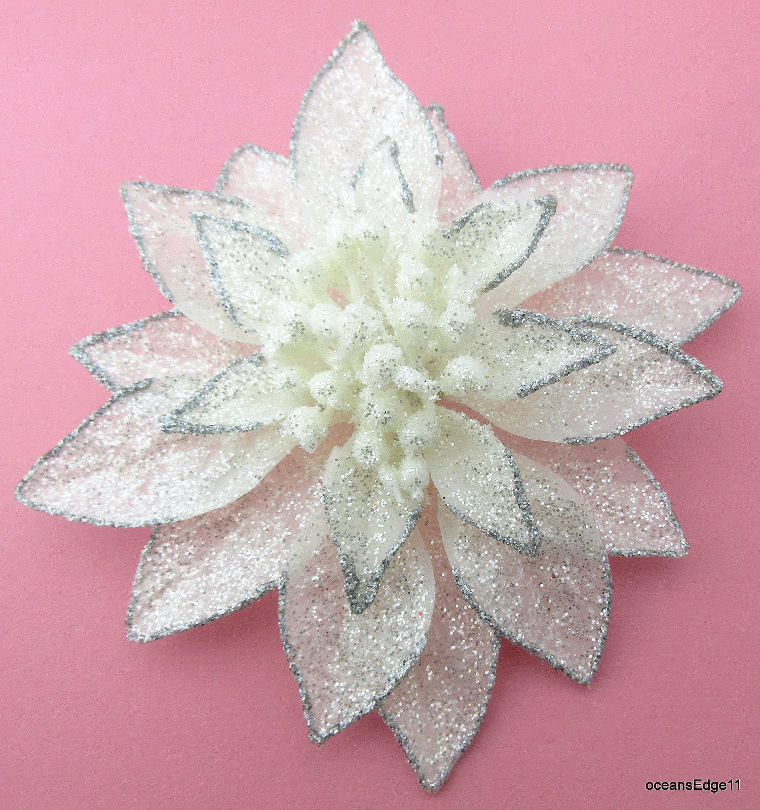 Große 6 "Weiß & Silber Weihnachtsstern Weihnachten Urlaub Blumen Brosche Pin Große 6 "Weiß & Silber Weihnachtsstern Weihnachten Urlaub Blumen Brosche Pin von oceansEdge11