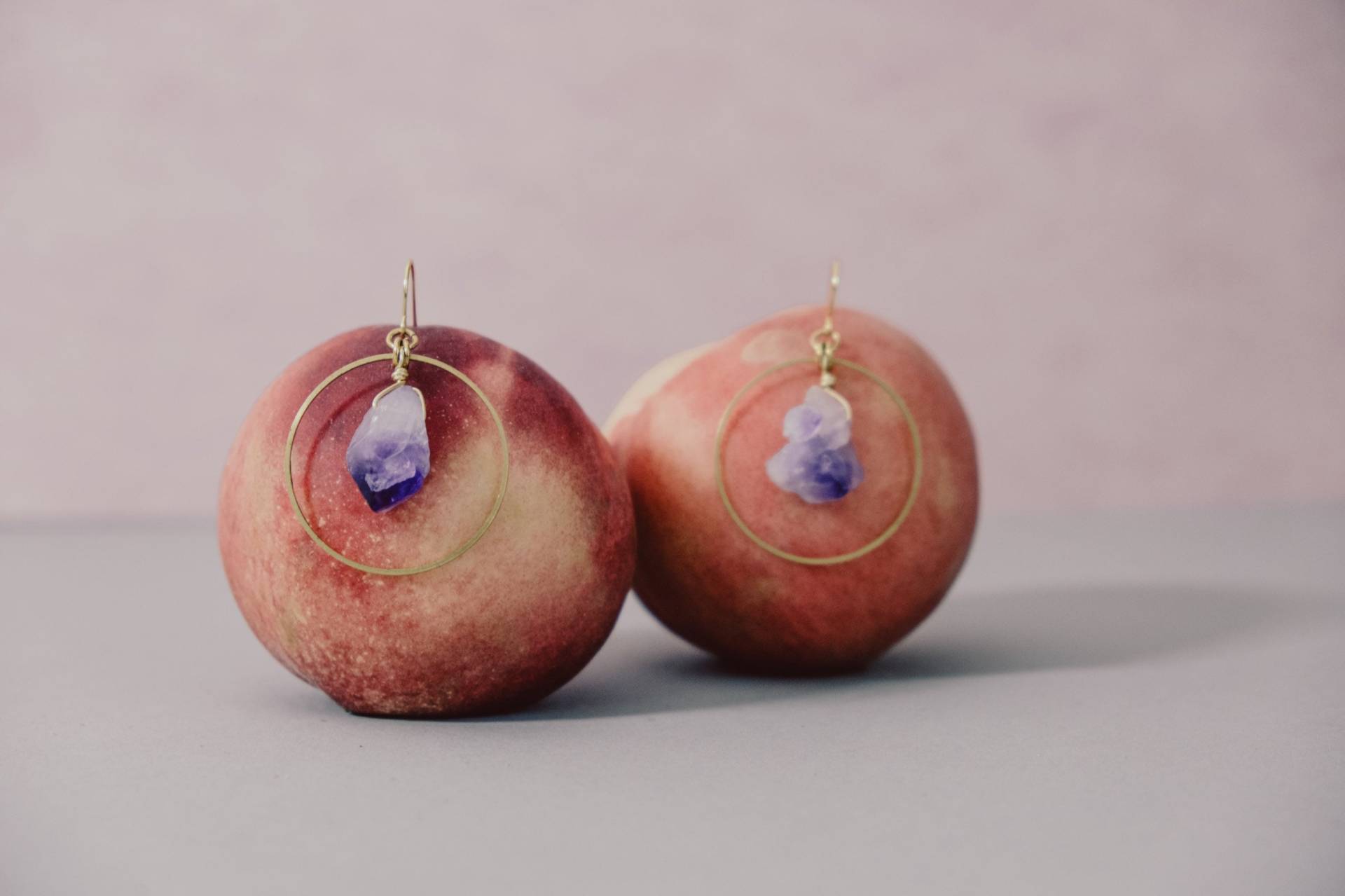 Amethyst Punkt Cluster Messing Kreis Hängeohrringe Ohrringe Lila Flieder Edelstein Kristall Stein Heilung Beruhigende Magie Alltag Amethyst Punkt Cluster Messing Kreis Hängeohrringe Ohrringe Lila Flieder Edelstein Kristall Stein Heilung Beruhigende Magie Alltag von odysseyandoddities