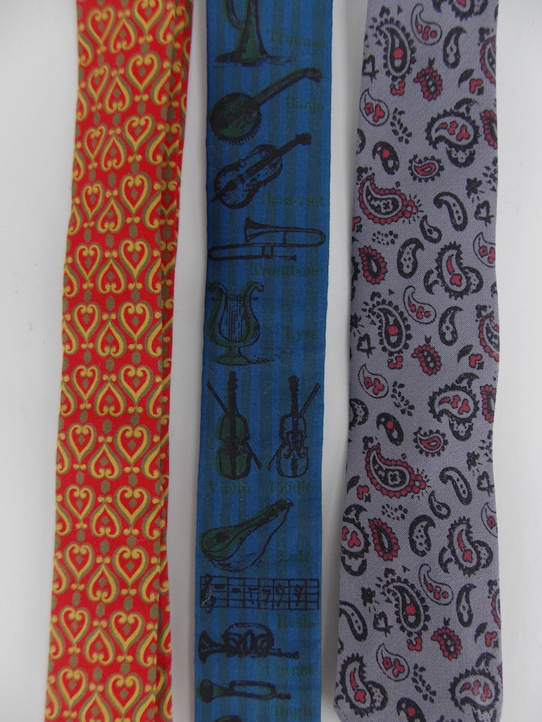 50Er Jahre 60Er Dünne Hals Krawatten Von Hahn Pendleton Holiday Studio 50Er Jahre 60Er Dünne Hals Krawatten Von Hahn Pendleton Holiday Studio von ofcorsetsvintage