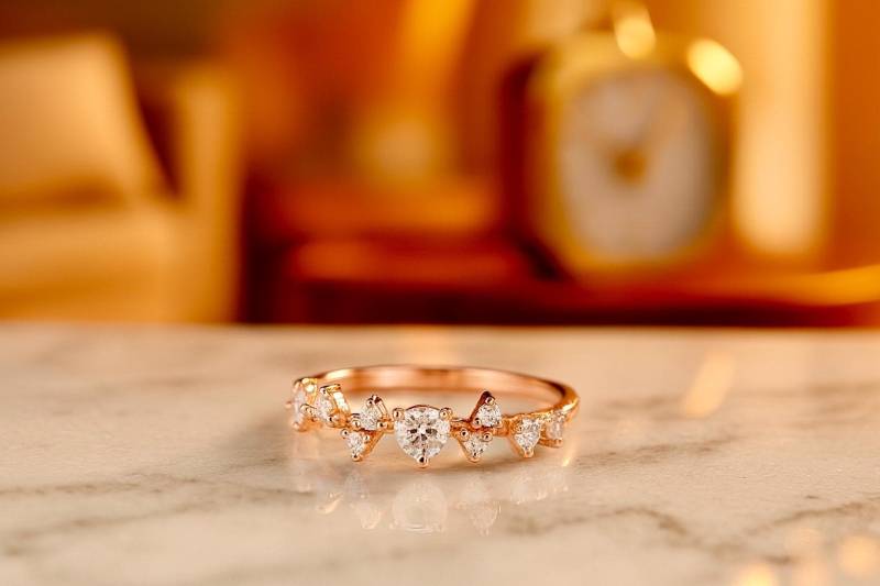 8K Solid Gold Cluster Ring-Moissanite Ring-Cluster Moissanite Ring-Gold Ring-8K & Dcolor Vvs1 Klarheit Moisanite Handgemachter Ring von ohannescorlu