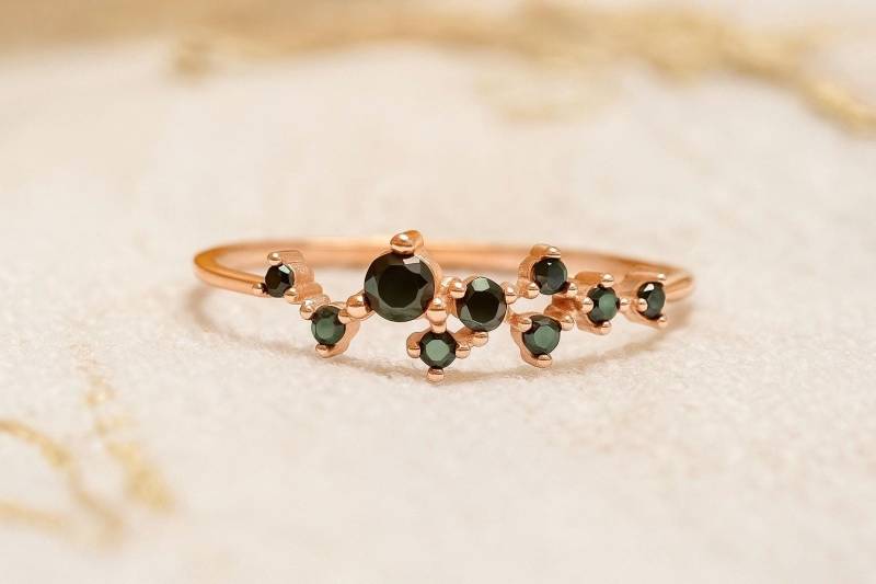 8K Solid Gold Cz Schwarzer Diamant Cluster Ring/Goldring Stapelring Handgemachter Schwarzer von ohannescorlu