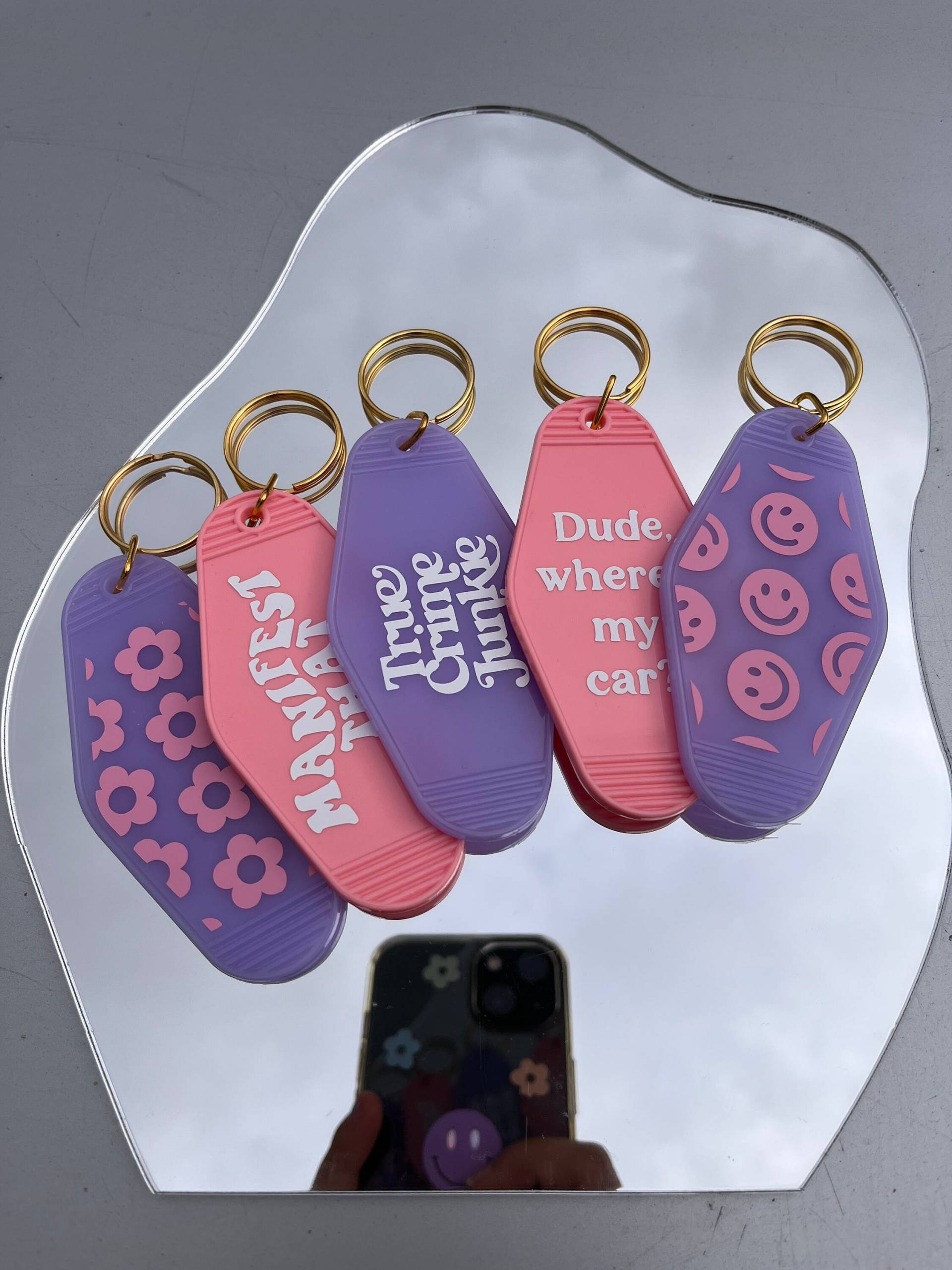 Schlüsselanhänger Retro | Keychain Motel Geburtstagsgeschenk Schlüsselband Weihnachtsgeschenk Idee von ohhappyclub