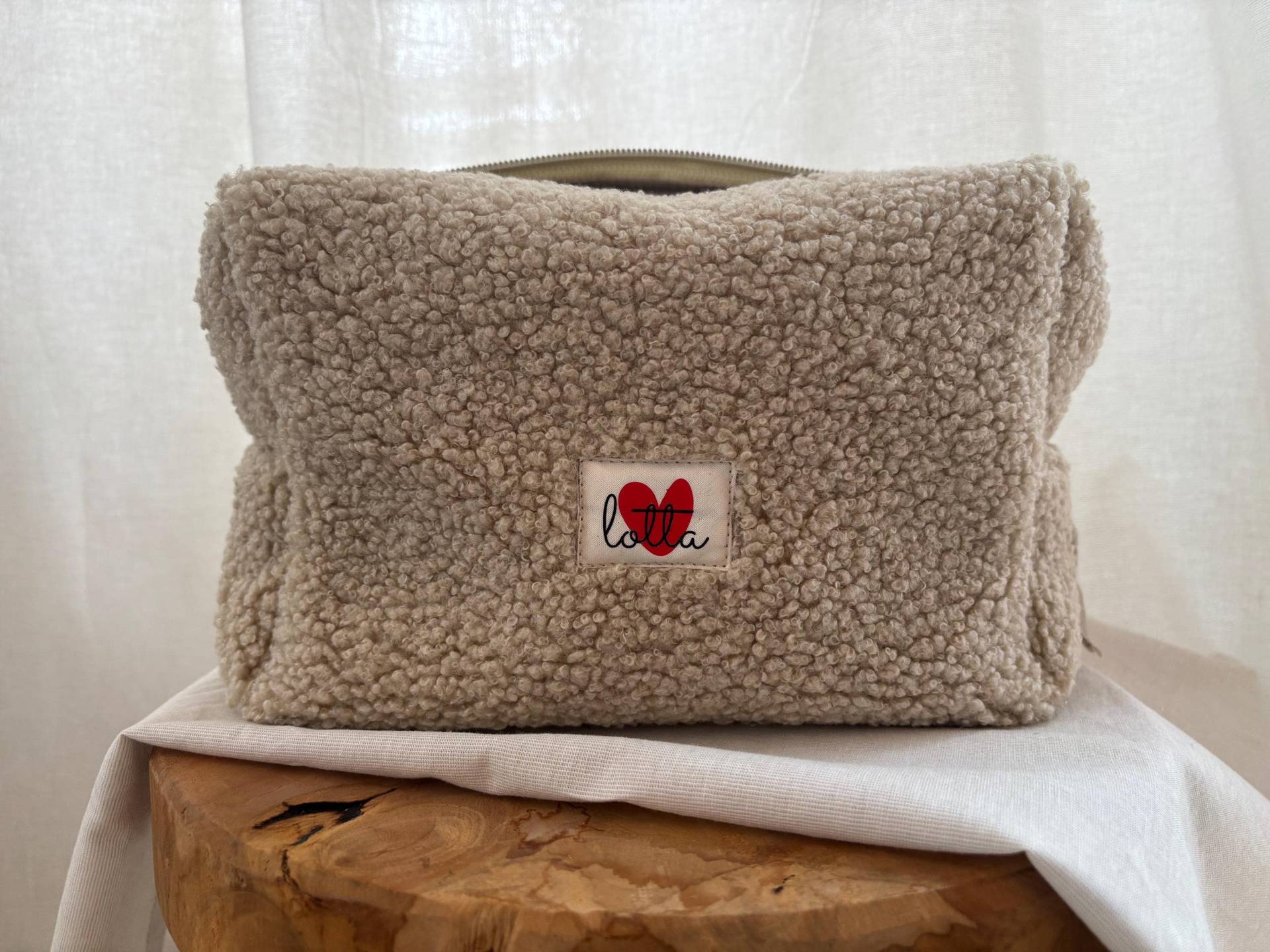 xl Kosmetiktasche Teddy Beige - Schminktasche Groß Kulturtasche Handgemacht Flauschige Tasche xl Kosmetiktasche Teddy Beige - Schminktasche Groß Kulturtasche Handgemacht Flauschige Tasche von ohliebs