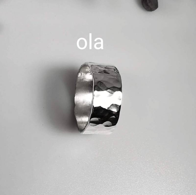Ring Aus 925 Silber Gehämmert Ring Aus 925 Silber Gehämmert von olaschmuckberlin