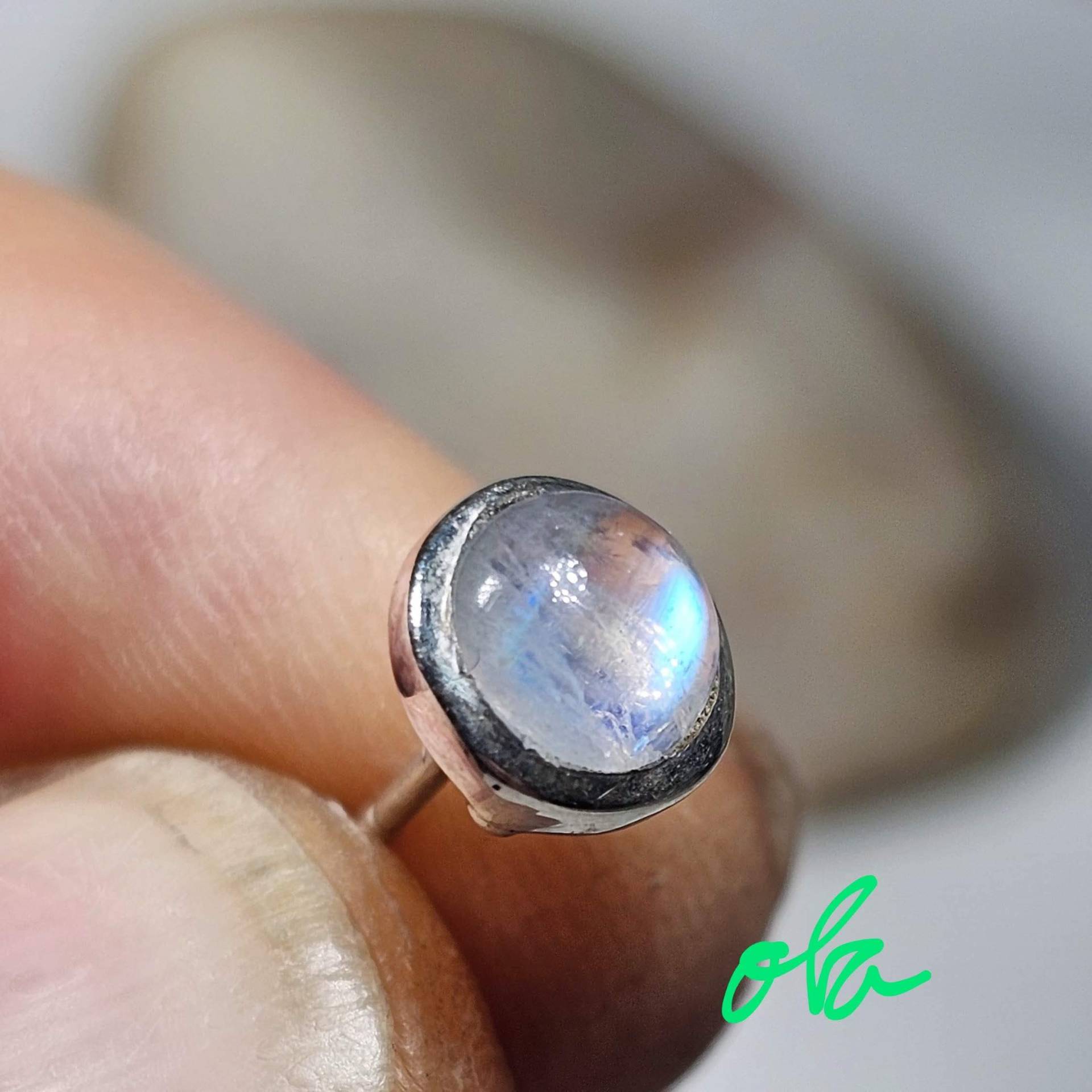 Silberohrstecker Mit Mondstein von olaschmuckberlin