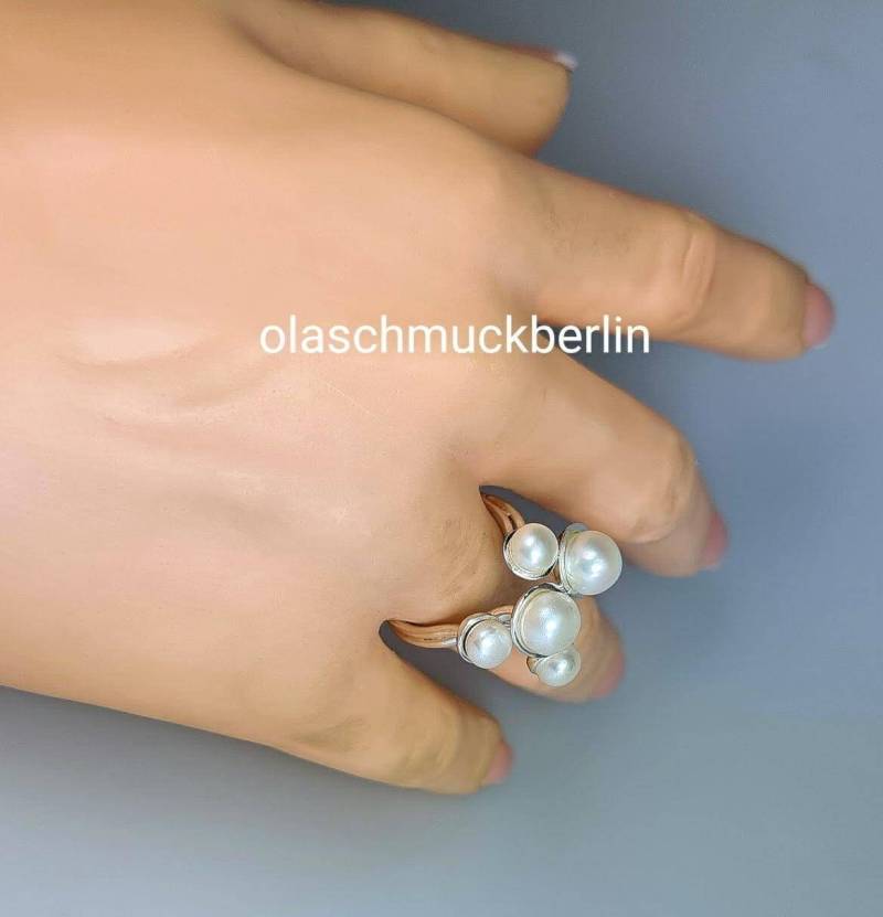 Silberring Mit Süßwasserperlen Silberring Mit Süßwasserperlen von olaschmuckberlin