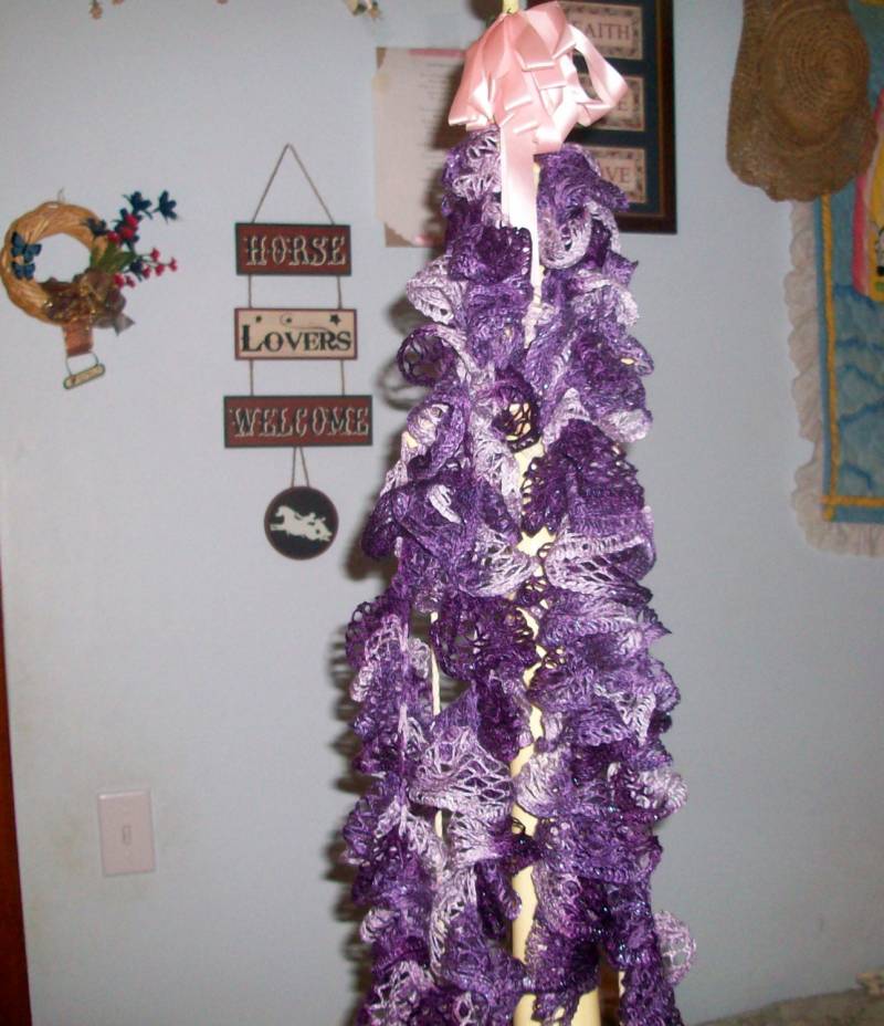 Wiese Violett Rüschenschal Für Damen Und Mädchen Wiese Violett Rüschenschal Für Damen Und Mädchen von oldeangora