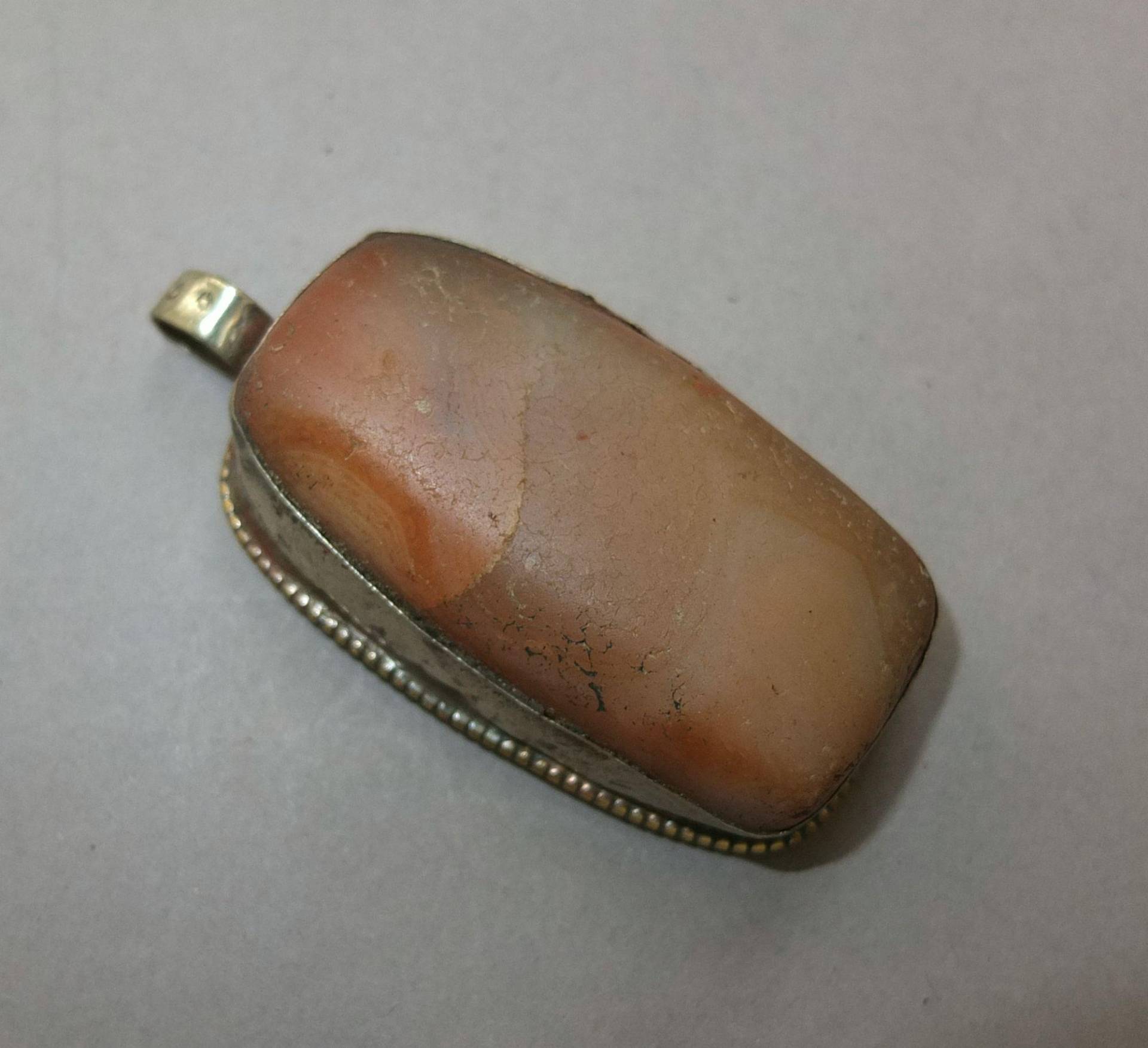 Großer Karneol Anhänger Mit Metallfassung Aus Nepal, Ethnic Folk Jewelry Asia, Versandkostenfrei Großer Karneol Anhänger Mit Metallfassung Aus Nepal, Ethnic Folk Jewelry Asia, Versandkostenfrei von oldmaya