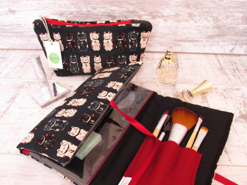 Lucky Cats Schminktasche Schwarz Im Organzabeutel Lucky Cats Schminktasche Schwarz Im Organzabeutel von olganna