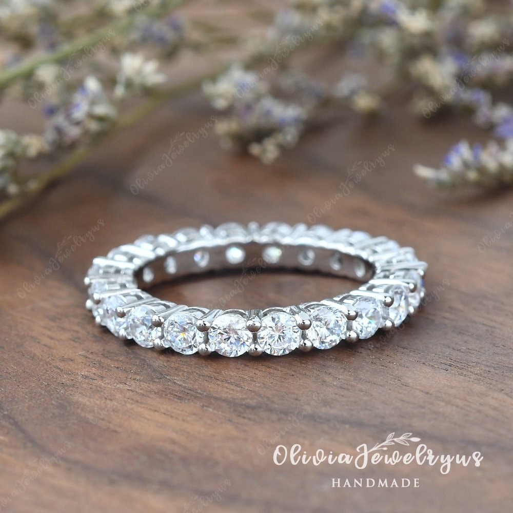 Einzigartige Eternity Band Moissanite Stapelring Frauen Weißgold Simulierter Diamant Ehering Braut Versprechen Jahrestag Matching Geschenk von oliviajewelryus