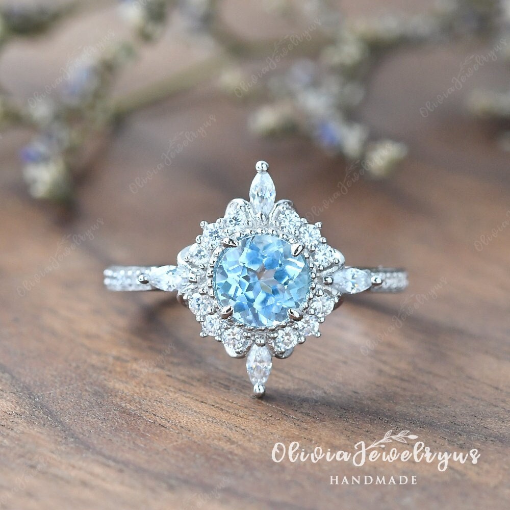 Vintage Himmelblauer Topas Verlobungsring Weißgold Moissanite Heiligenschein Ring Hellblauer Silberring Art Deco März Birthstone von oliviajewelryus