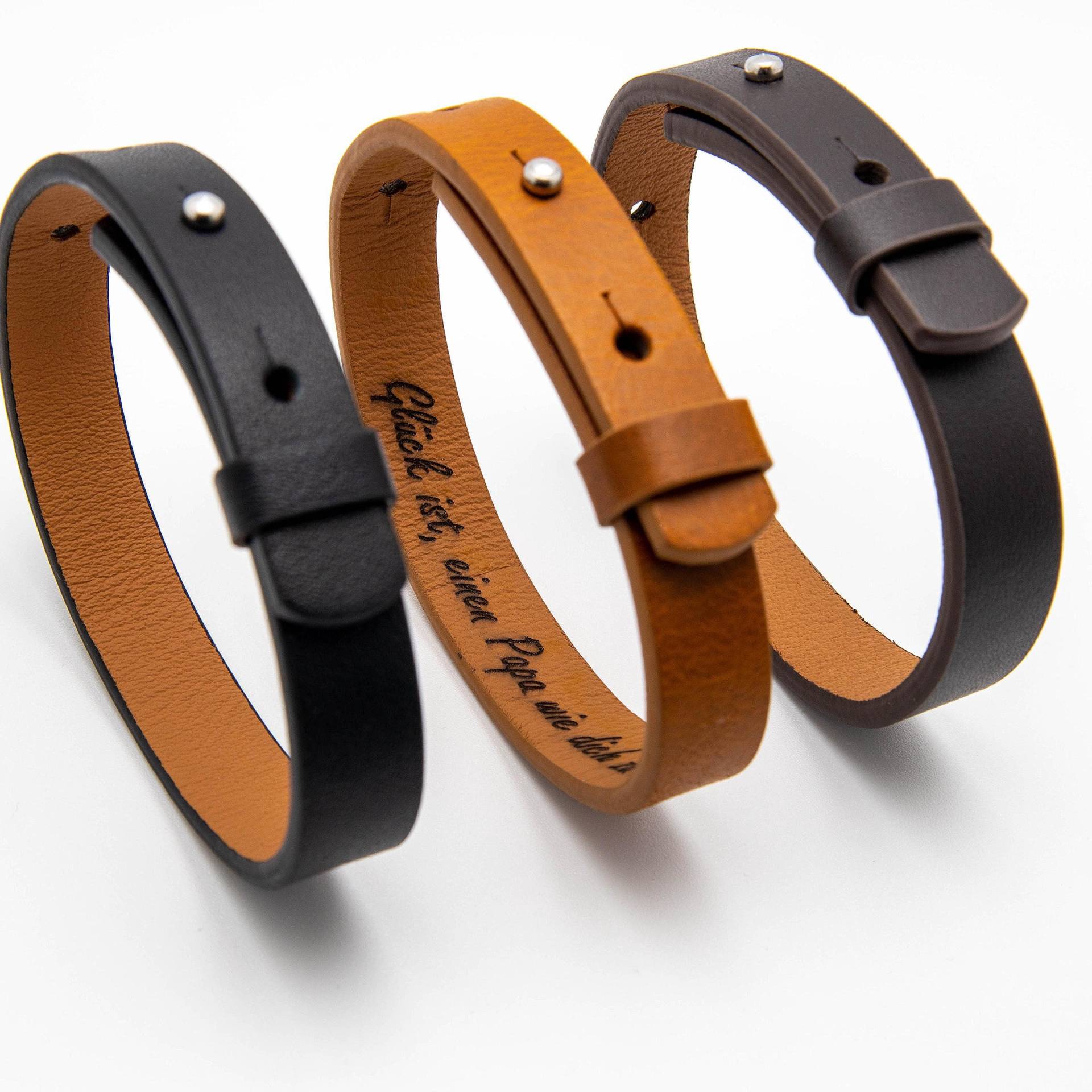 Lederarmband Herren - Versteckte Nachrichten Armband Mit Gravur von olopdesign