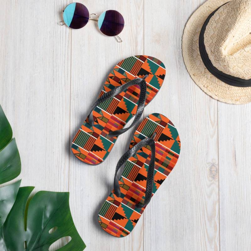 Kente Flip-Flops | African Vintage Wax Batik Print T Urlaub/ Mode Kente Flip-Flops | African Vintage Wax Batik Print T Urlaub/ Mode von olotufashion