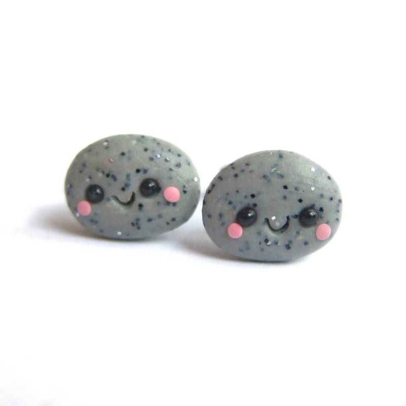 Happy Pet Rock Ohrringe Handgemachte Schmuckstücke Aus Polymer Clay von omifimo