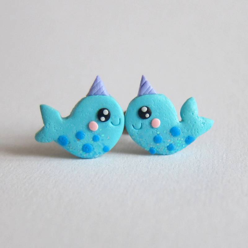 Handgemachte Narwhal Ohrstecker Polymer Clay Maritimer Schmuck von omifimo