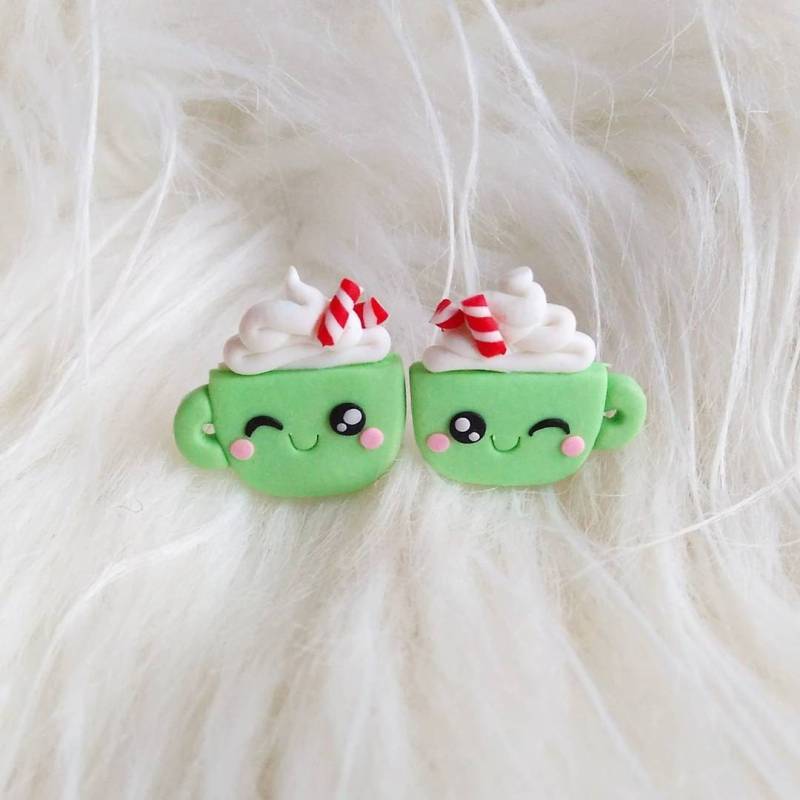 Kawaii Weihnachtsohrringe Handgemachte Schmuckstücke Aus Polymer Clay von omifimo