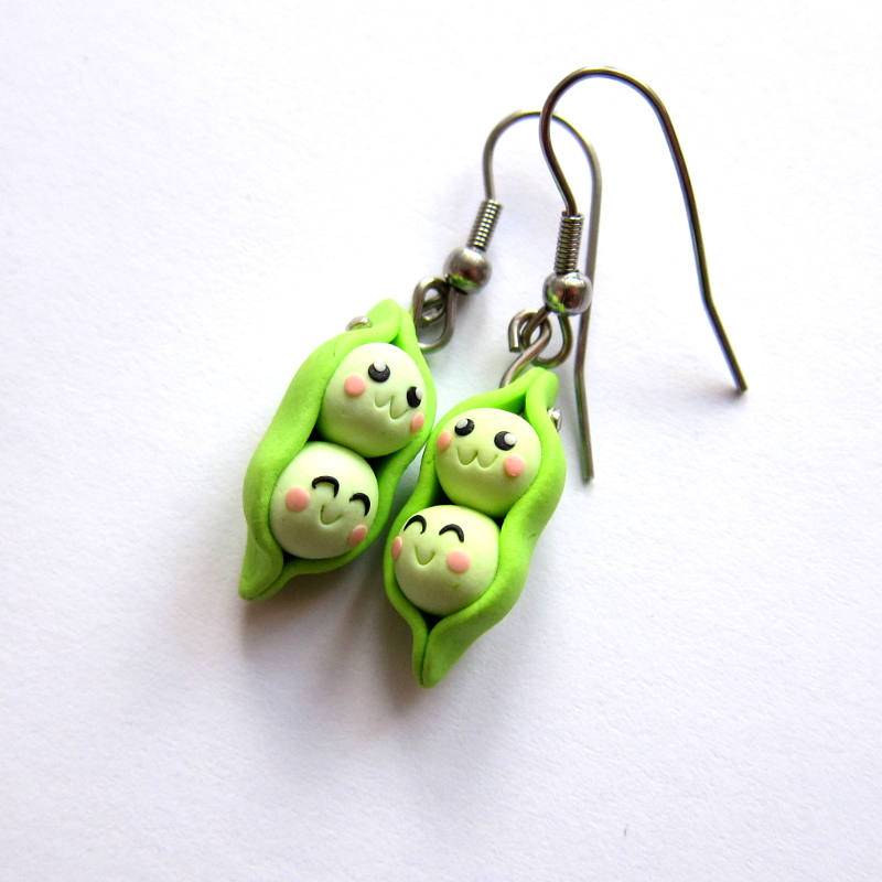 Peapod Ohrringe - Süßer Grüner Essensschmuck Aus Polymer Clay von omifimo