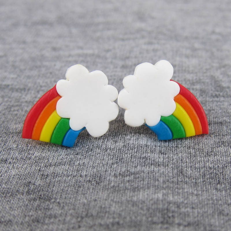Regenbogen Wolke Ohrstecker Handgefertigte Ohrstecker Aus Polymer Clay von omifimo