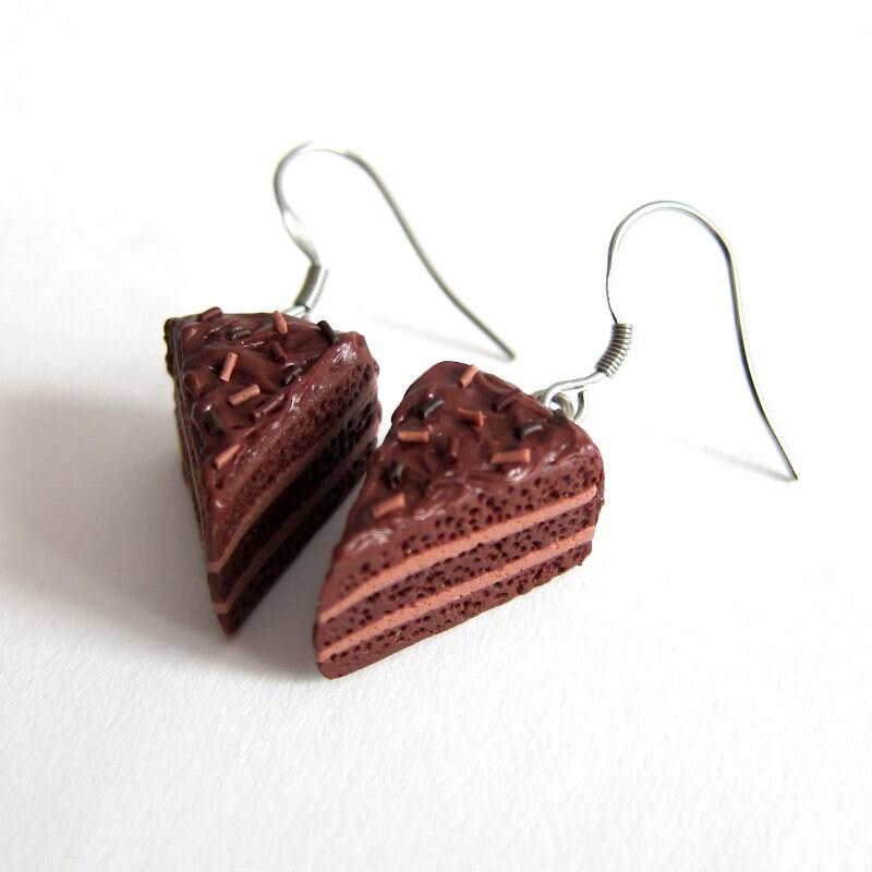 Handgemachte Schokoladen Kuchen Scheibe Ohrringe - Stocking Stuffers Fillers Weihnachtsgeschenk-Ideen Für Mädchen Und Kinder von omifimo
