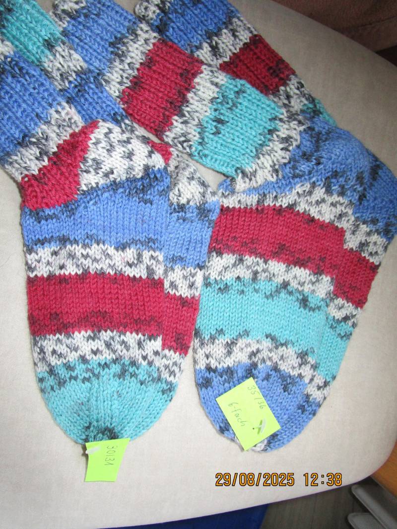 Dicke Socken Gr.30/31, 35/36 Aus 6-Fach Sockenwolle, Handgestrickt von omudelkreativ
