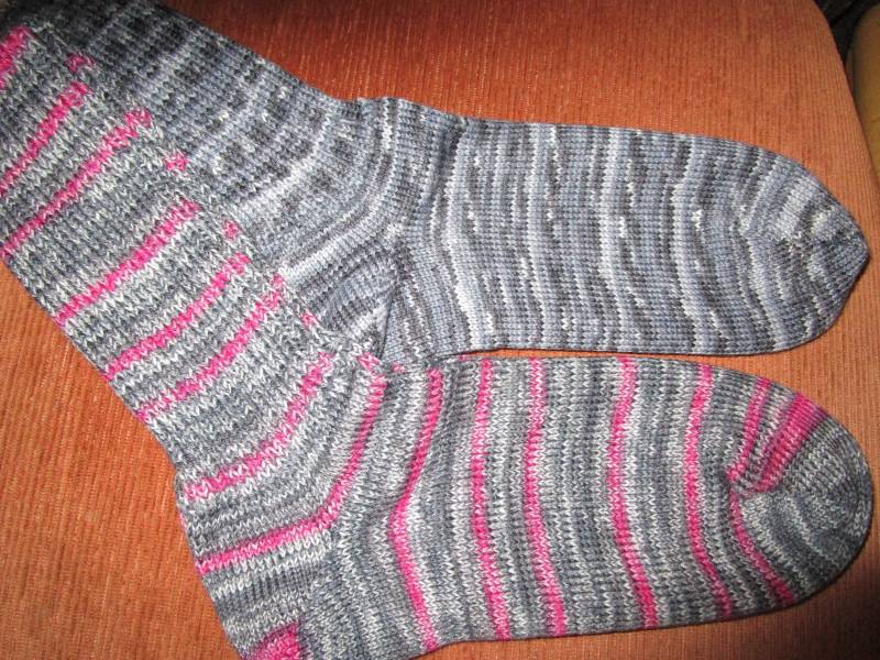 Gestrickte Socken Aus Extrafeiner Merinowolle Gestrickt, Größe 39/40 von omudelkreativ