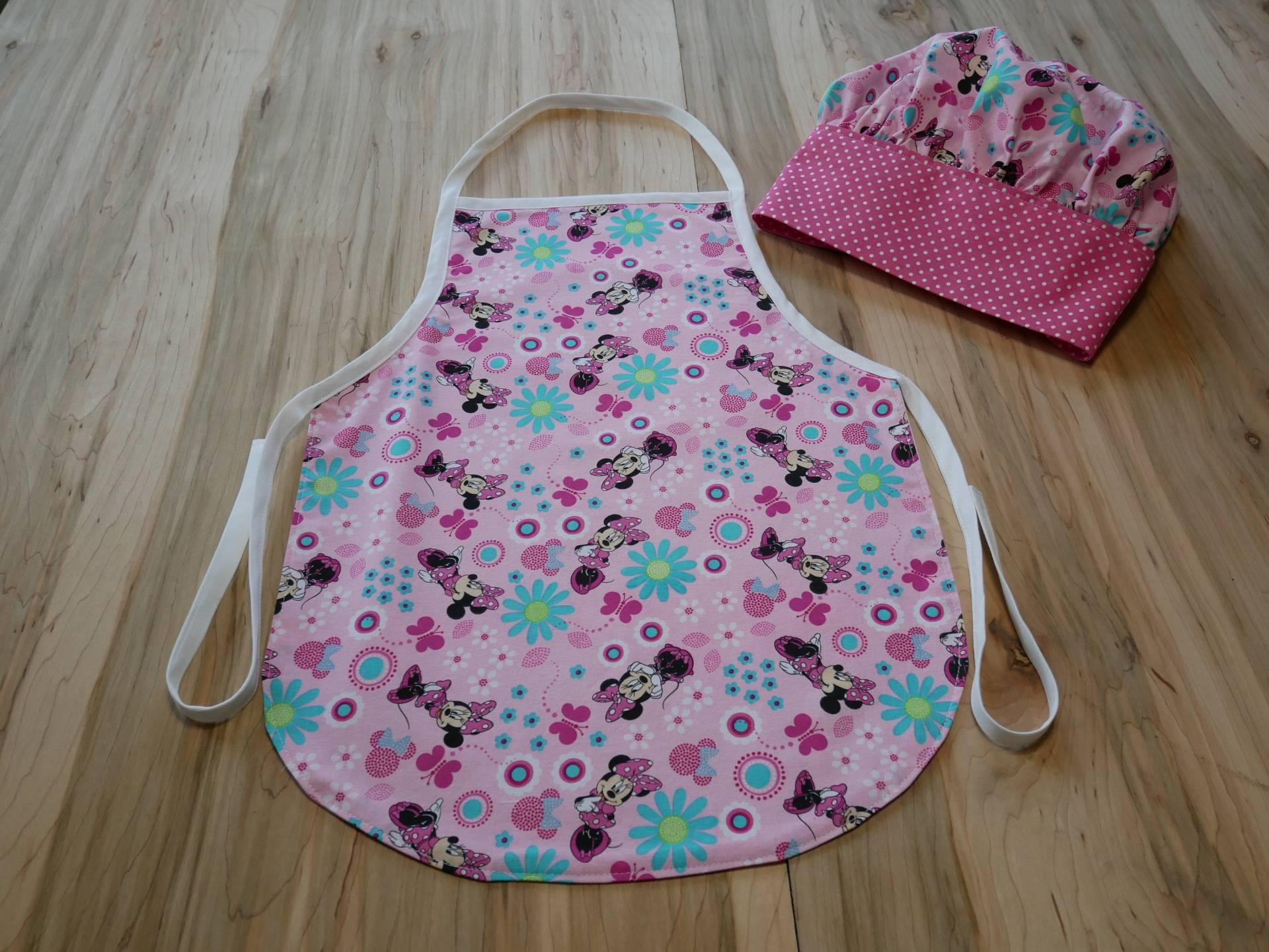 Minnie Maus Schürze, Kinderschürze, Schürze Set von oneacrefarmgal