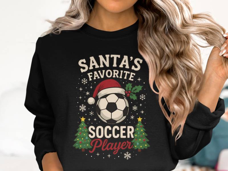 Santa's Favorite Soccer Sweatshirt, Funny Christmas Shirt, Holiday Gift Idea, Cute Xmas Sweatshirt For Players & Fans von onefivee