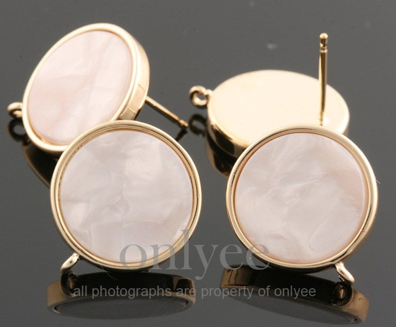 1 Paar/2 Stück-18mm X 16mm Hell Vergoldet Über Messing Acetat Weiß Ohrringpfosten, Anhänger, Stecker, Schmuckzubehör | K179G 1 Paar/2 Stück-18mm X 16mm Hell Vergoldet Über Messing Acetat Weiß Ohrringpfosten, Anhänger, Stecker, Schmuckzubehör | K179G von onlyee2