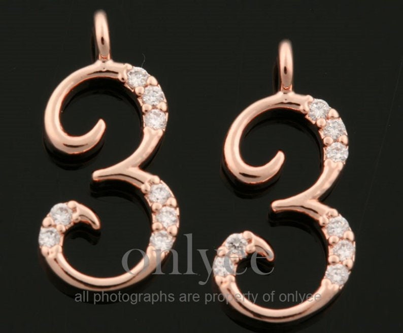 2 Stück-13mm X 6mm Hell Rose Gold Über Messing Einfache Zahlen Mit Zarten Cubics, Anhänger, Charme, Schmuck Versorgung, Drei | K1434R-C 2 Stück-13mm X 6mm Hell Rose Gold Über Messing Einfache Zahlen Mit Zarten Cubics, Anhänger, Charme, Schmuck Versorgung, Drei | K1434R-C von onlyee2
