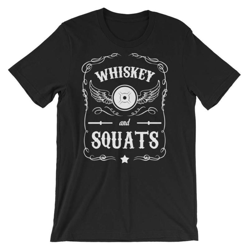 Whisky Und Kniebeugen - Geschenk Für Bodybuilding, Gewichtheben, Kraftdreikampf, Crossfit, Wod, Fitness, Workout Unisex Gym T-Shirt von oolongtee