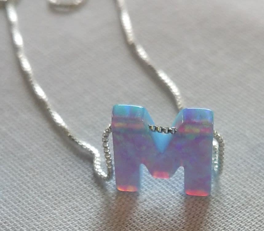 Opal Buchstabe Initial Halskette, Personalisierter Schmuck, Alphabet Halskette Opal Buchstabe Initial Halskette, Personalisierter Schmuck, Alphabet Halskette von opalsopals