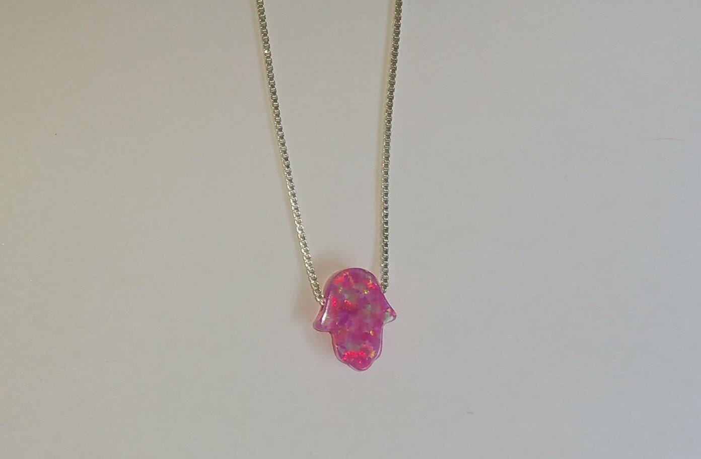 Rosa Opal Hamsa Halskette, Hand Der Fatima Rosa Opal Hamsa Halskette, Hand Der Fatima von opalsopals