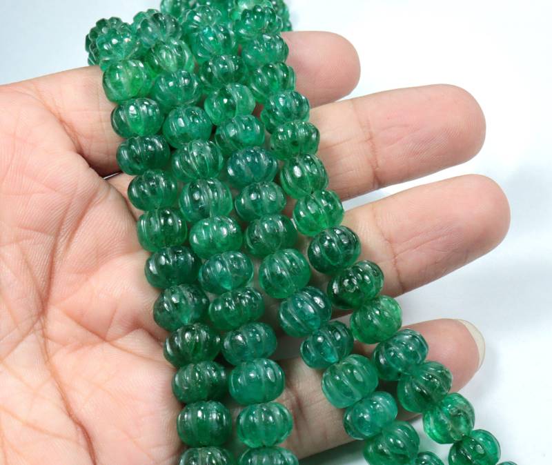 Smaragd Geschnitzte Edelstein-Perlen Halskette Wassermelone Form Carving Edelstein Perlen Schmuck von opaltreasurestore