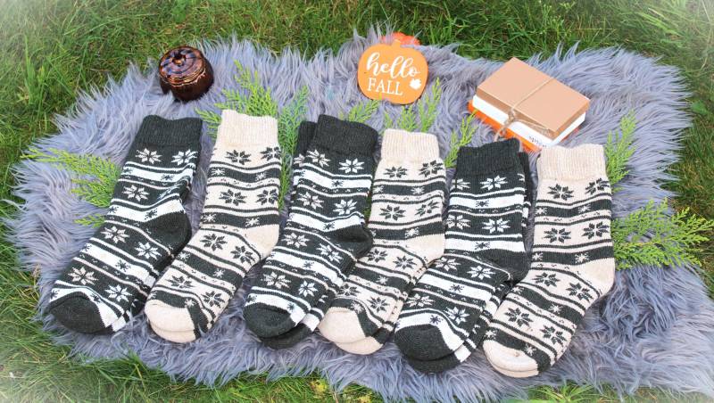 6Er-Pack Kuschelige Winter Socken - Dicke Mit Schneeflocken-Muster | Warme Baumwoll & Wollsocken Perfektes Geschenk Für Sie Und Ihn von organicshop24