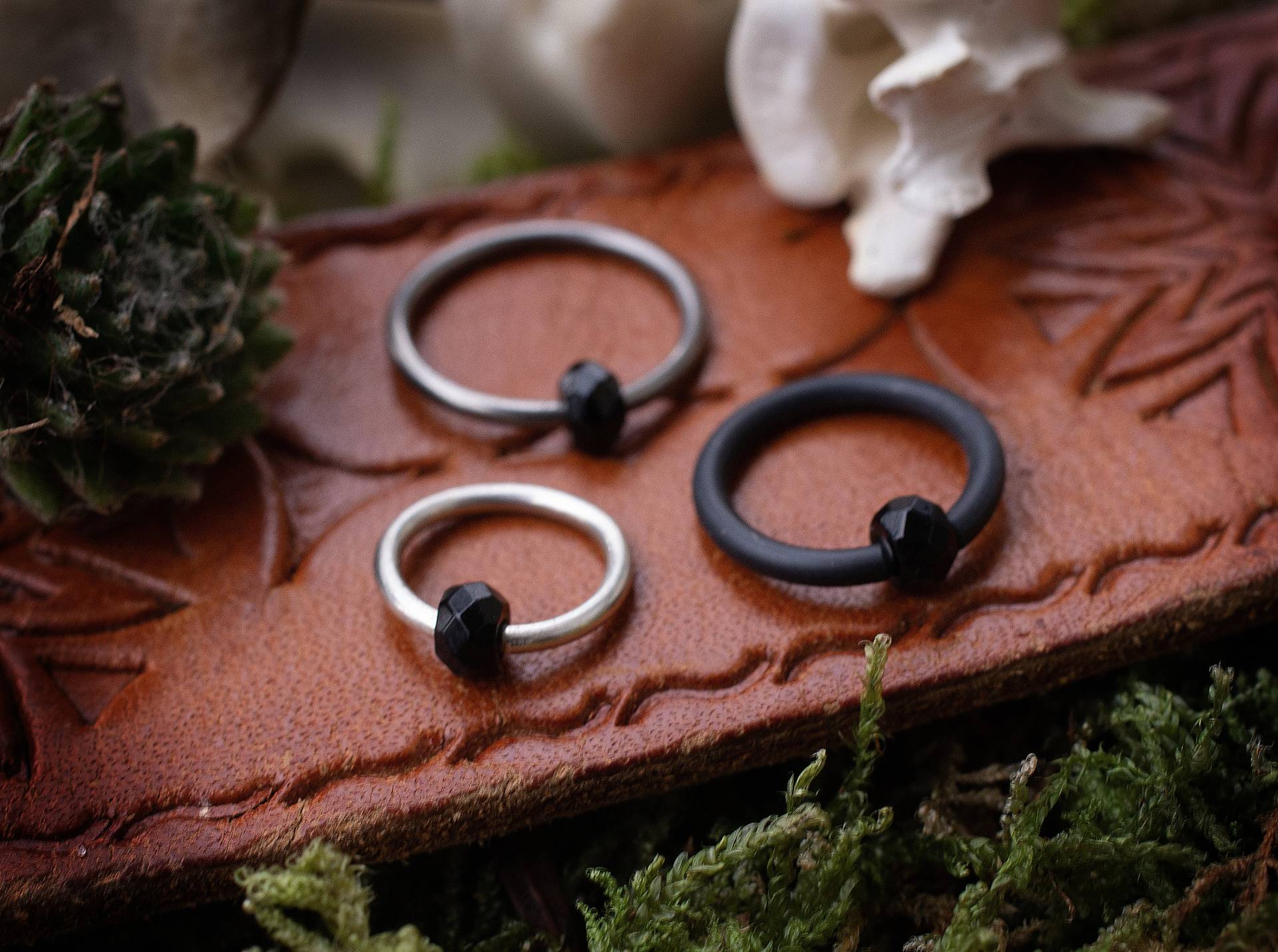 Schwarzer Achat Captive Bead Piercing Ring in Sterlingsilber Oder Niob 18G 16G 14G Drahtstärke von osaozdoba