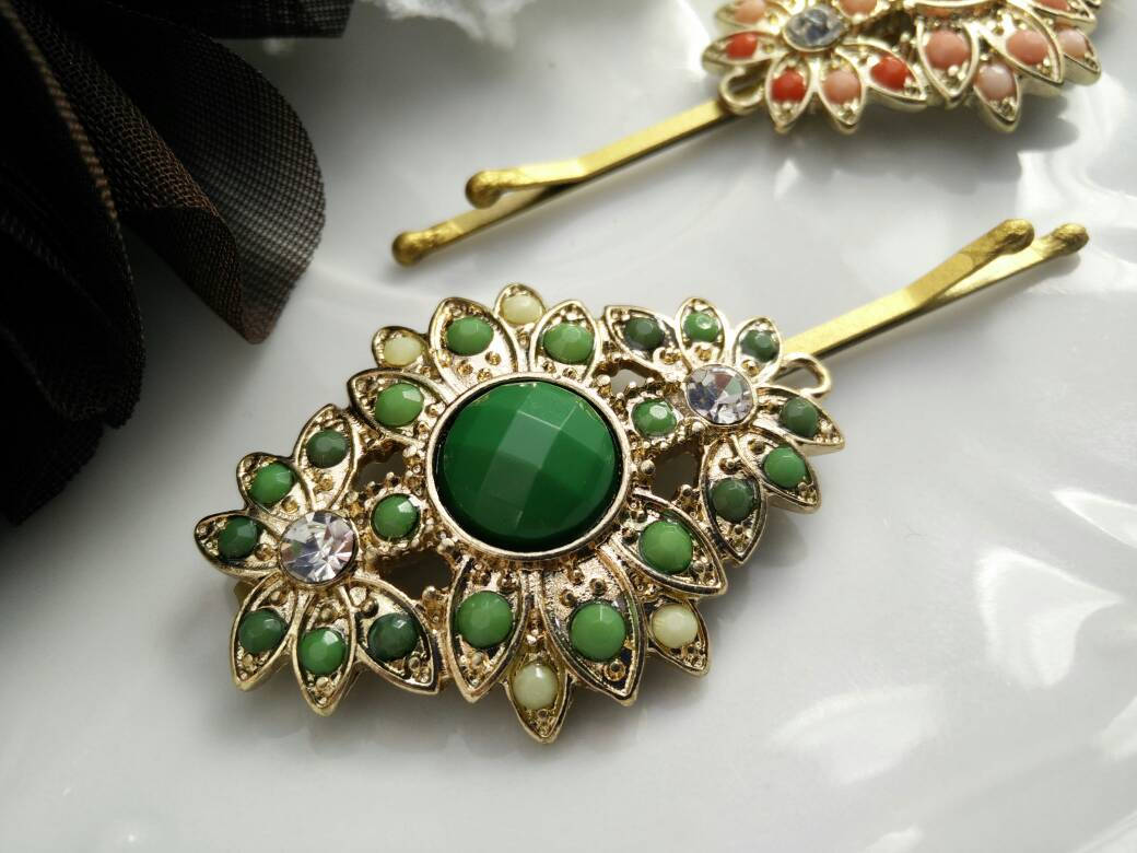 Funkelnde Grün Verzierte Haarnadel, Braut, Schleier, Schmuck, Accessoires, Für Ihr Haar, Pin Mit Glänzenden Steinen, Bobby Pins Funkelnde Grün Verzierte Haarnadel, Braut, Schleier, Schmuck, Accessoires, Für Ihr Haar, Pin Mit Glänzenden Steinen, Bobby Pins von oshratDesignz