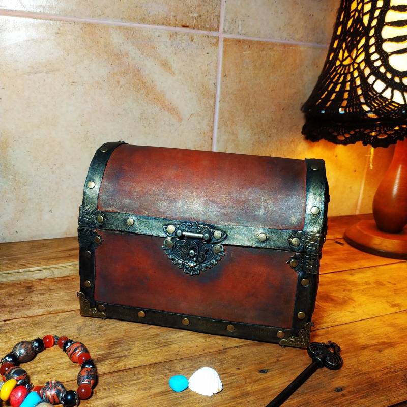 Leder Rostige Brust Gealtert Andenken Rüssel Rustikale Schmuckbox Piratentruhe Vintage Memory Box Braun Whitchcraft Truhe Handgemacht Schatzhalter von ostarastar