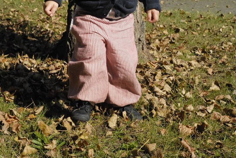 Einzigartige Pumphose Jeanshose Mitwachshose Einzigartige Pumphose Jeanshose Mitwachshose von ostseekinder