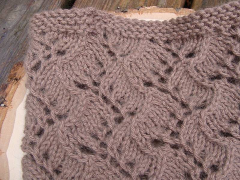 Die Ranke Lace Kutte. Handgestrickt Aus Einer Angoramischung von ottermoondesigns
