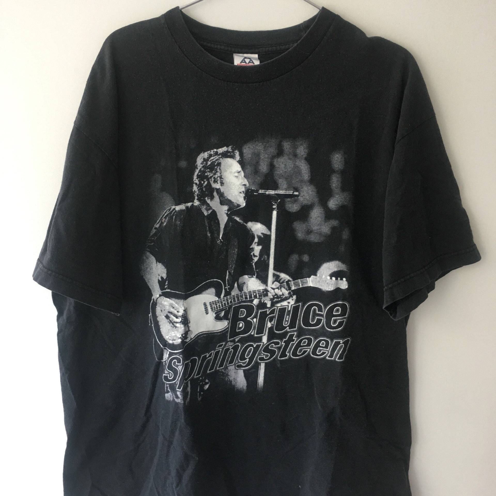 Bronze T-Shirt Bronze T-Shirt von outsiderXcollective