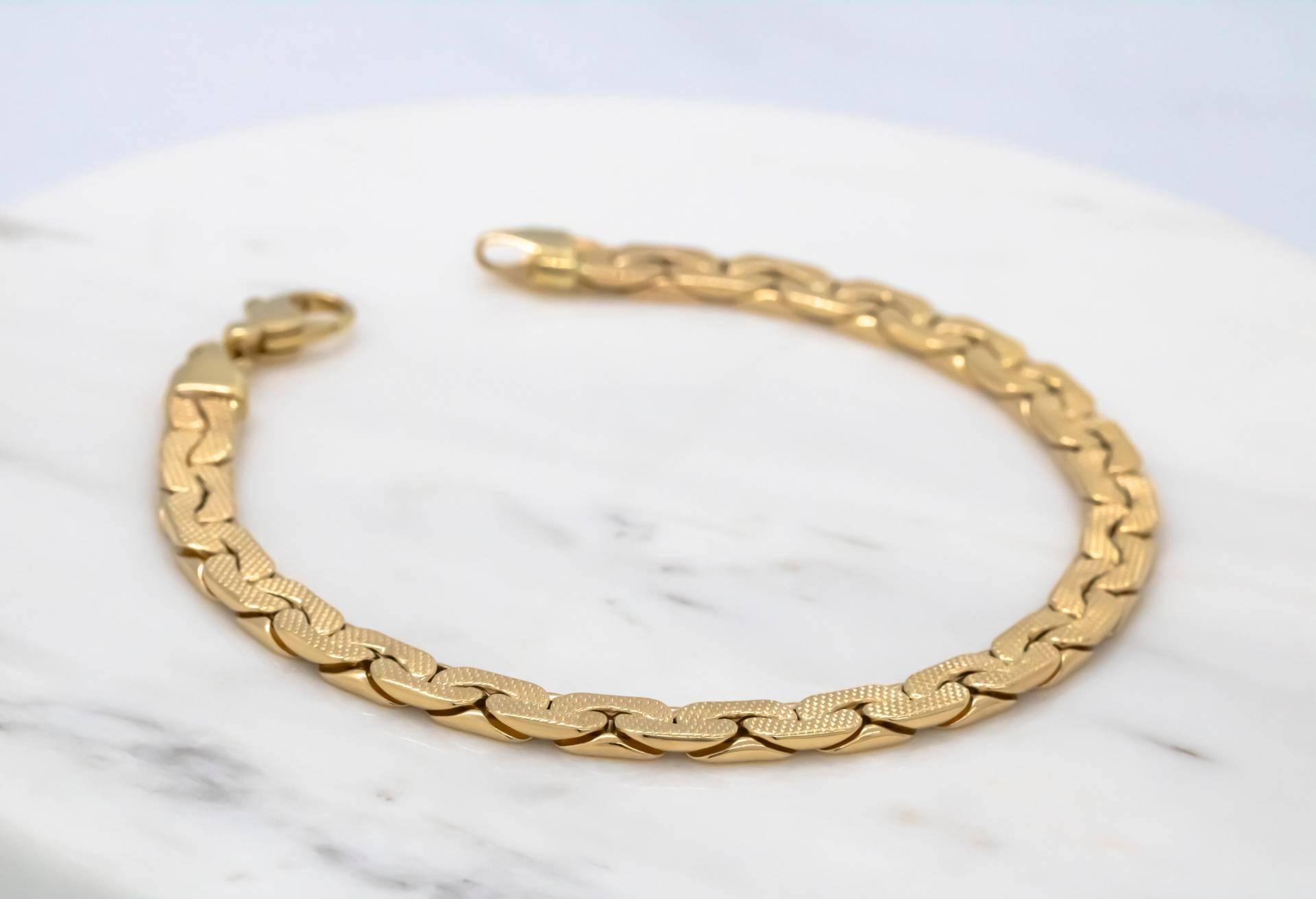 14 Karat Gelbgold Hohl Strukturiert Glieder Armband von ovajewelryusa