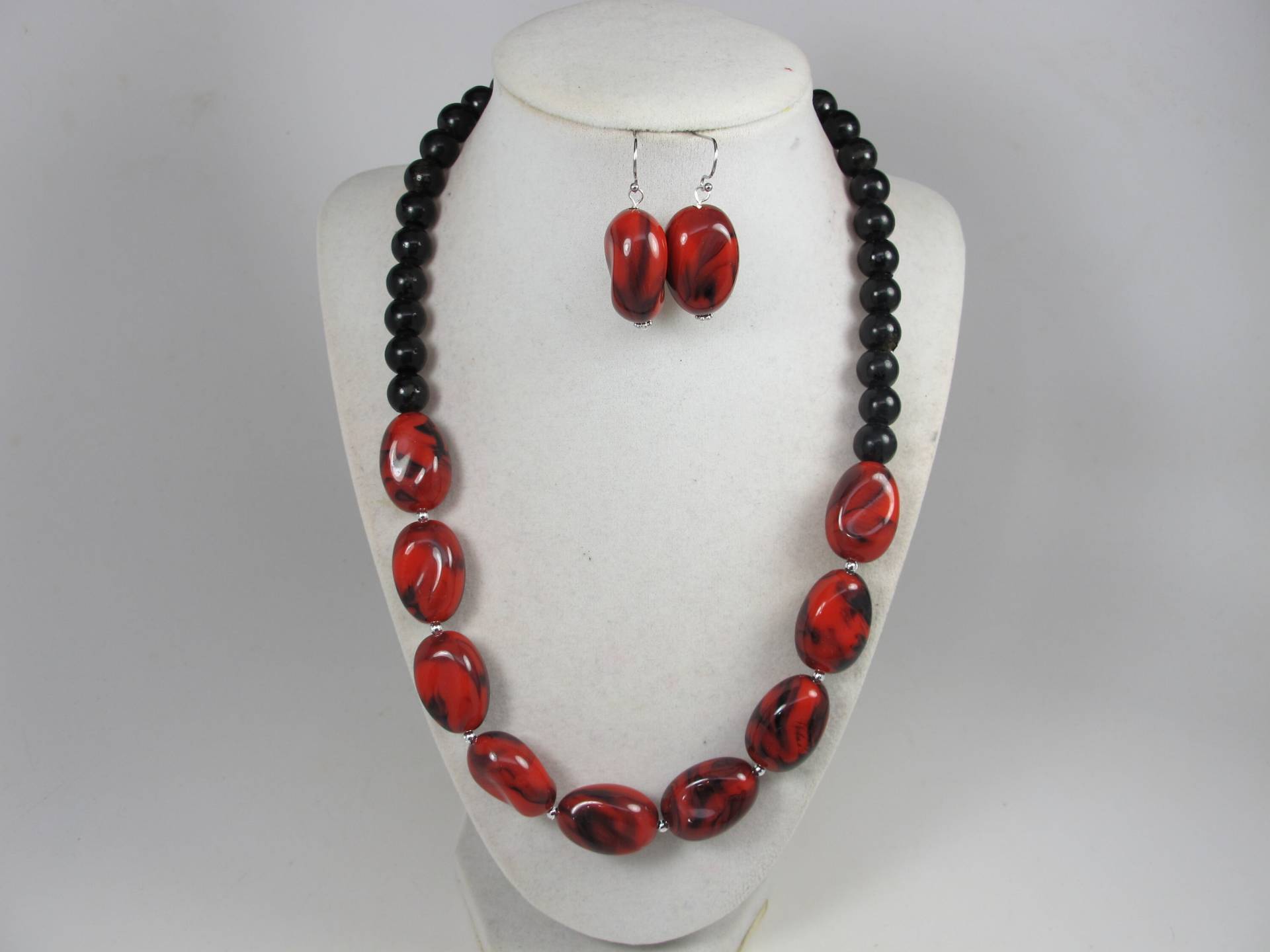 Rote Statementkette, Rubin Statement Kette, Mehrreihige Halskette, Türkis Schmuck, Rote Perlenkette, Große Halskette von oxanajewelrydesign