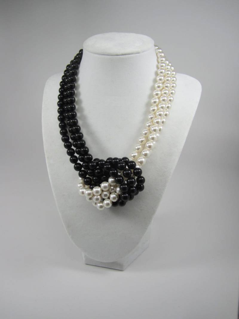 Schwarze Und Weiße Perlenkette Statement Halskette - Weiße Braut Perlen Brautjungfer Geschenk Schwarze Und Weiße Perlenkette Statement Halskette - Weiße Braut Perlen Brautjungfer Geschenk von oxanajewelrydesign